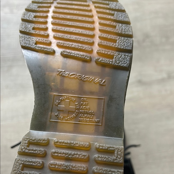 Dr. Martens Black Patent Leather Boots Classic Style - Picture 5 of 7